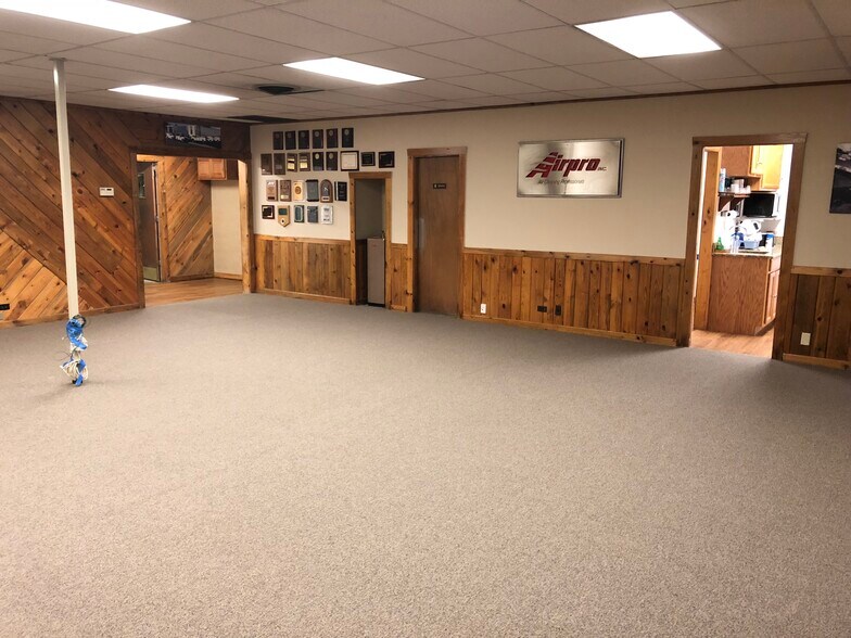 More Photos Of 3875 Elm St, Denver Warehouse For Sale