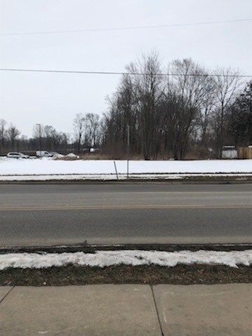 More Photos Of 552 W Allegan St, Plainwell Land For Lease