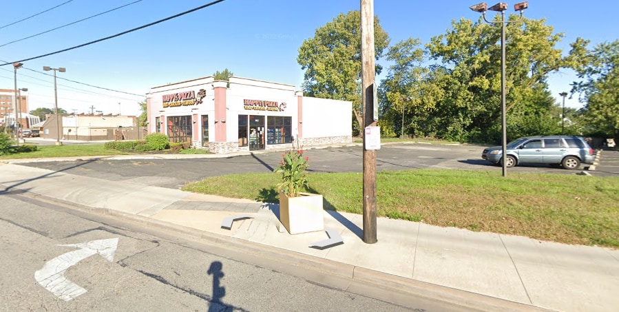 More Photos Of 7412 Detroit Ave, Cleveland Fast Food For Lease
