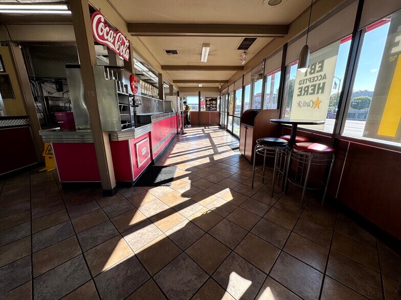 More Photos Of 9803 Las Tunas Dr, Temple City Fast Food For Lease