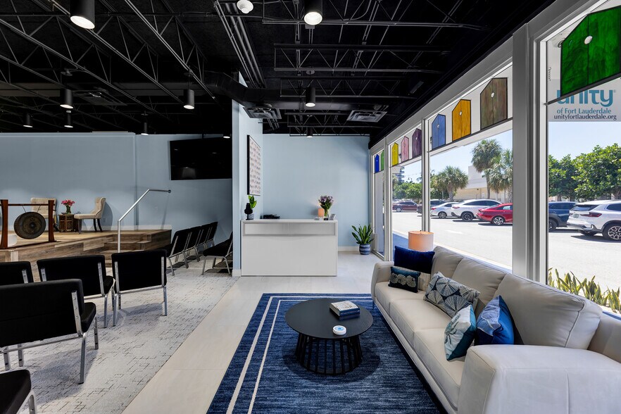 More Photos Of 3331 NE 32nd St, Fort Lauderdale Storefront Retail Office For Sale