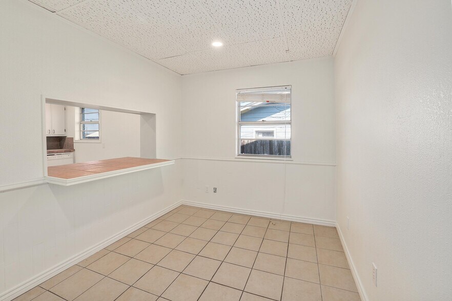 More Photos Of 508 Fm-1460, Georgetown Office For Sale