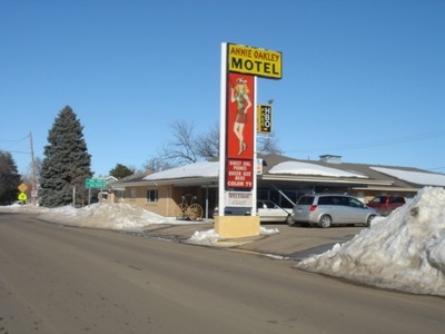 Primary Photo Of 428 Center Ave, Oakley Hotel For Sale