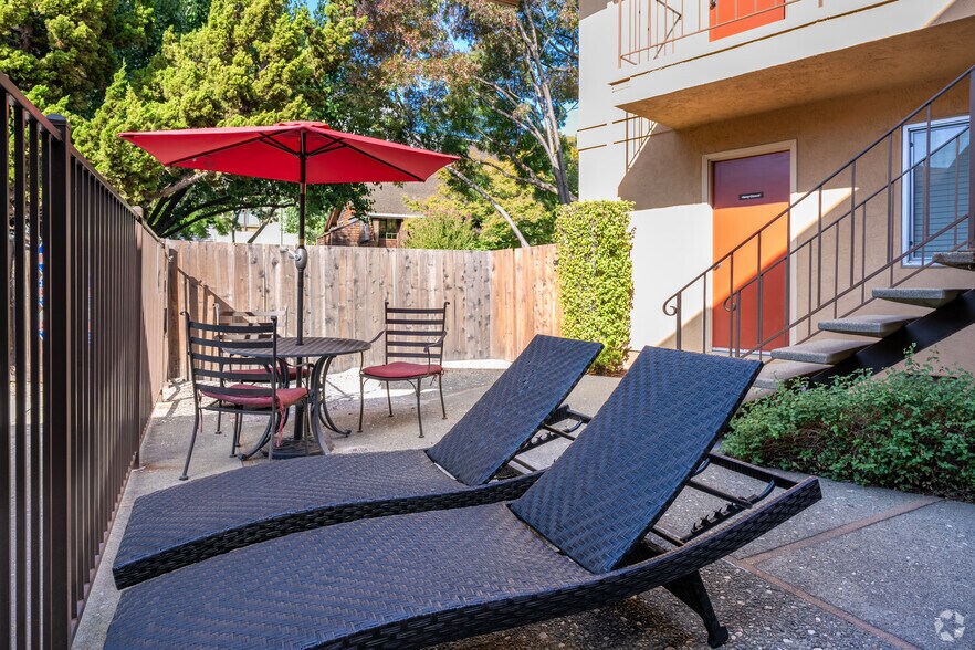More Photos Of 1730 Lacassie Ave, Walnut Creek Apartments For Sale