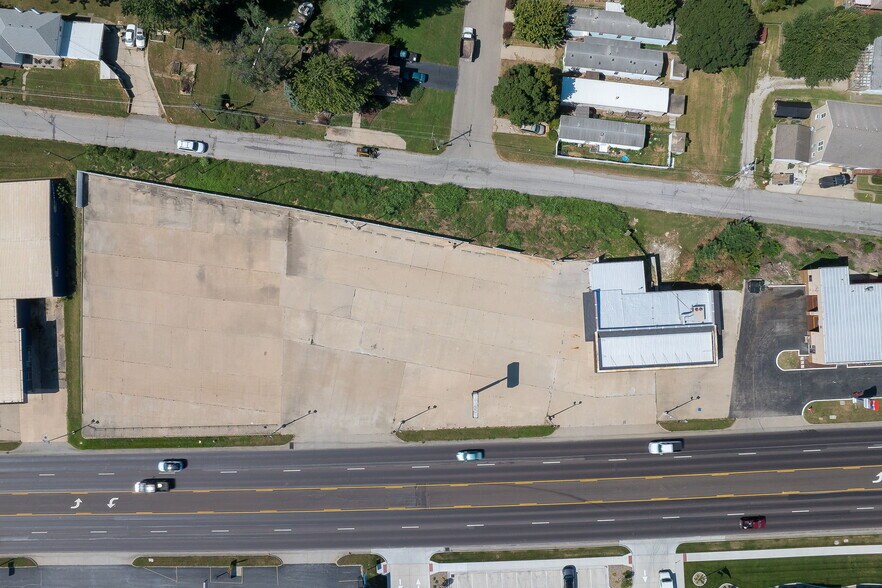 More Photos Of 1710 S Belt Hwy, Saint Joseph Auto Dealership For Sale
