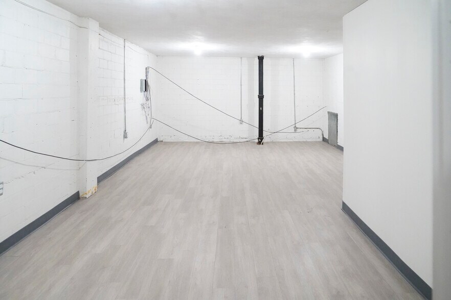 More Photos Of 361 S Commercial St, Aransas Pass Freestanding For Lease