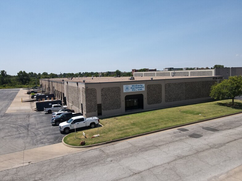 More Photos Of 4130-4150 Will Rogers Pky, Oklahoma City Warehouse For Lease
