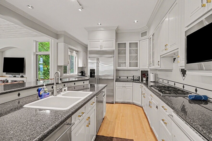 More Photos Of 390 Saddleback Knl, Nellysford Specialty For Sale