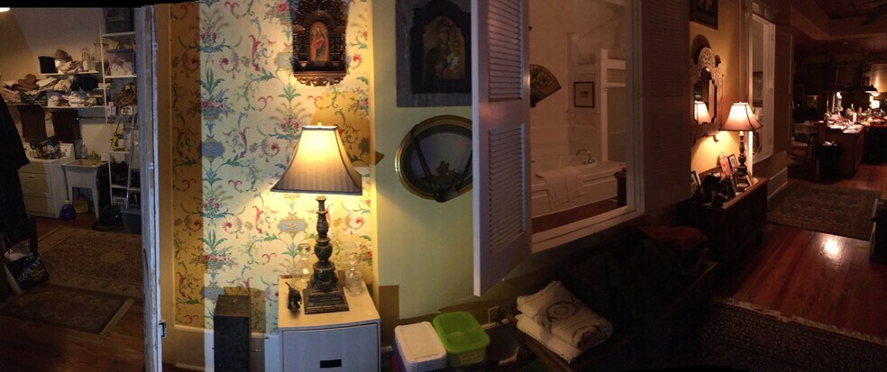 More Photos Of 414 W Main St, Denison General Retail For Sale