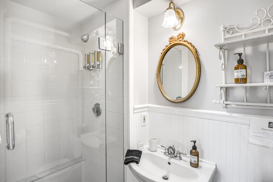 More Photos Of 1861 Main St, Brewster Hospitality For Sale