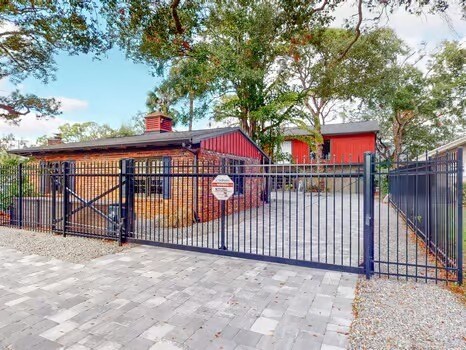 More Photos Of 3508 S Manhattan Ave, Tampa Health Club For Sale