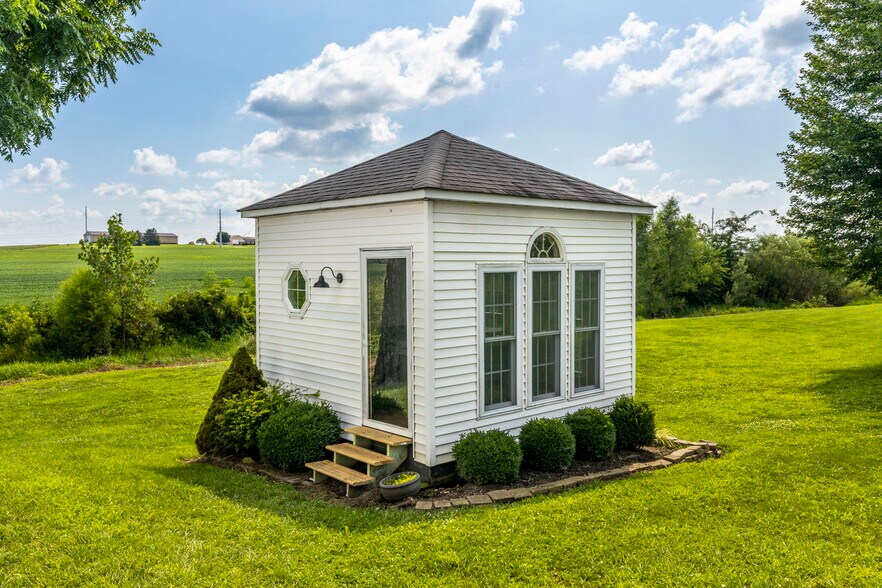 More Photos Of 29614 Tarlton Adelphi Rd, Laurelville Hospitality For Sale