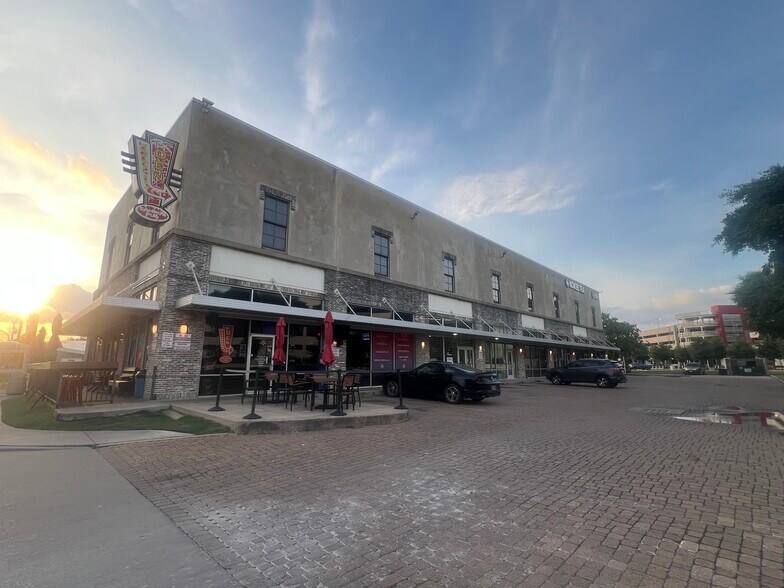 More Photos Of 4835 Martin Luther King Blvd, Houston Fast Food For Lease