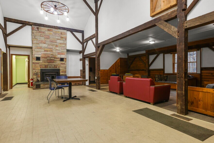 More Photos Of 5734 Durbin Rd, Bellville Specialty For Sale