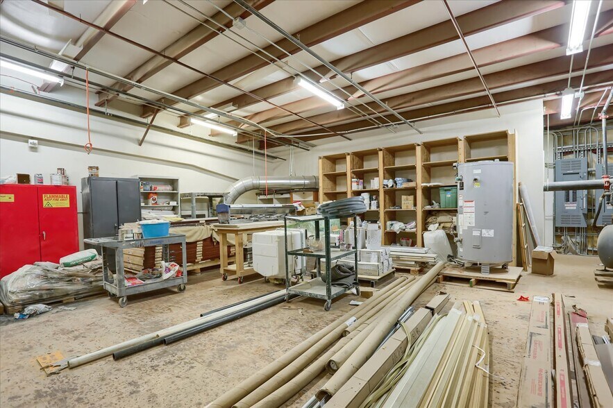 More Photos Of 7390 S Fraser St, Centennial Warehouse For Sale