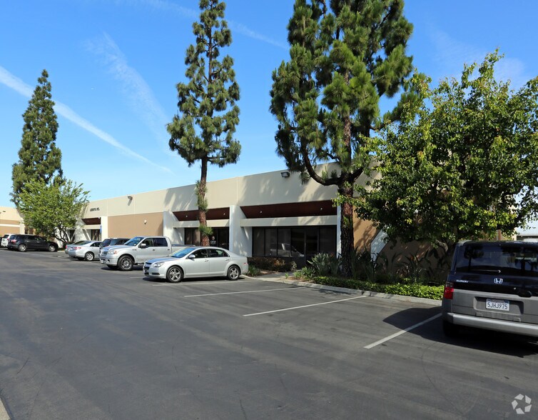 More Photos Of 638-644 N Eckhoff St, Orange Warehouse For Sale