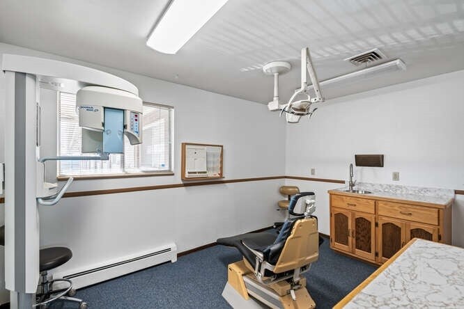 More Photos Of 5025-5039 S Federal Blvd, Englewood Medical For Lease
