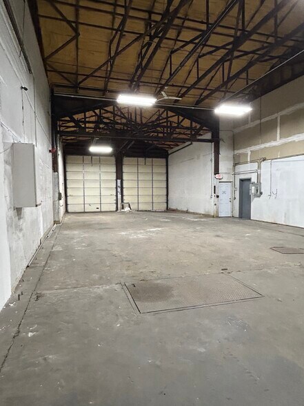 More Photos Of 9340 Shaver Rd, Portage Manufacturing For Sale