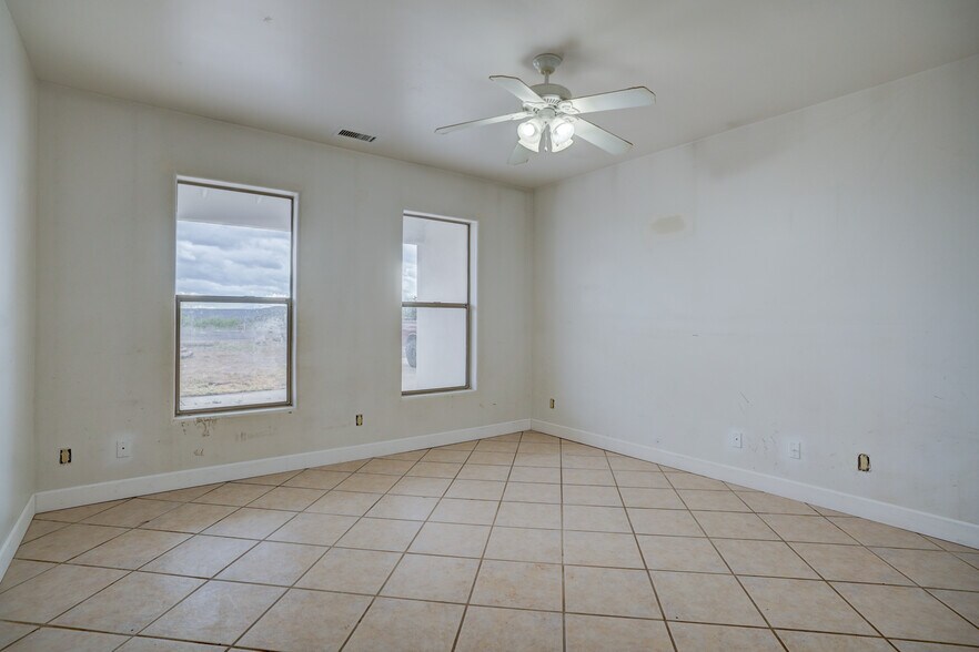 More Photos Of 3760 E Airport Dr, Rimrock Specialty For Sale