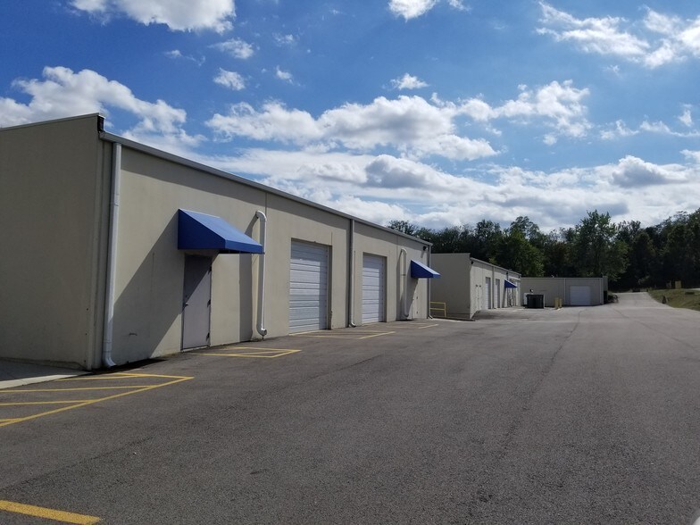 More Photos Of 35 Rockridge Rd, Englewood Warehouse For Sale