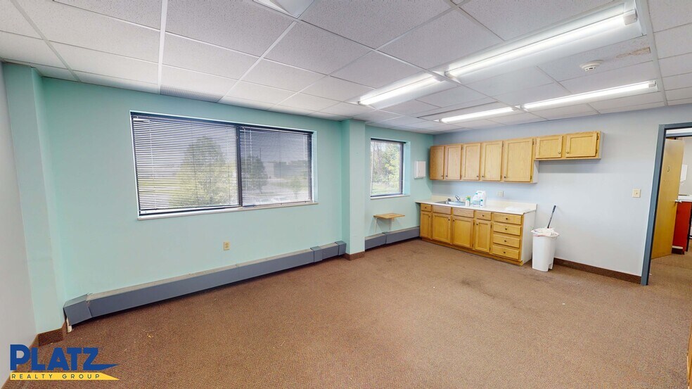 More Photos Of 7067 Tiffany Blvd, Youngstown Medical For Lease