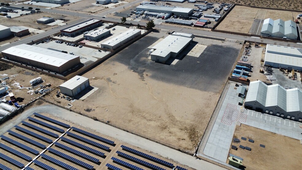 More Photos Of 16585 Beaver Rd, Adelanto Truck Terminal For Sale