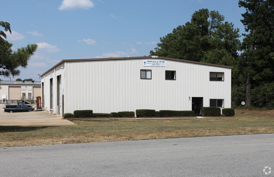 More Photos Of 129 Pine Grove Rd, Locust Grove Unknown For Lease