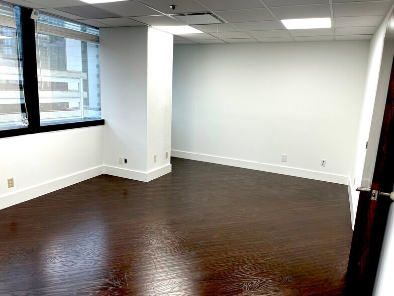 More Photos Of 200 S Andrews Ave, Fort Lauderdale Medical For Sale