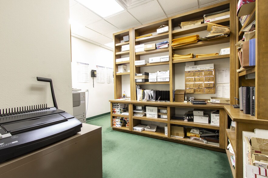 More Photos Of 4171 N Mesa St, El Paso Office For Sale
