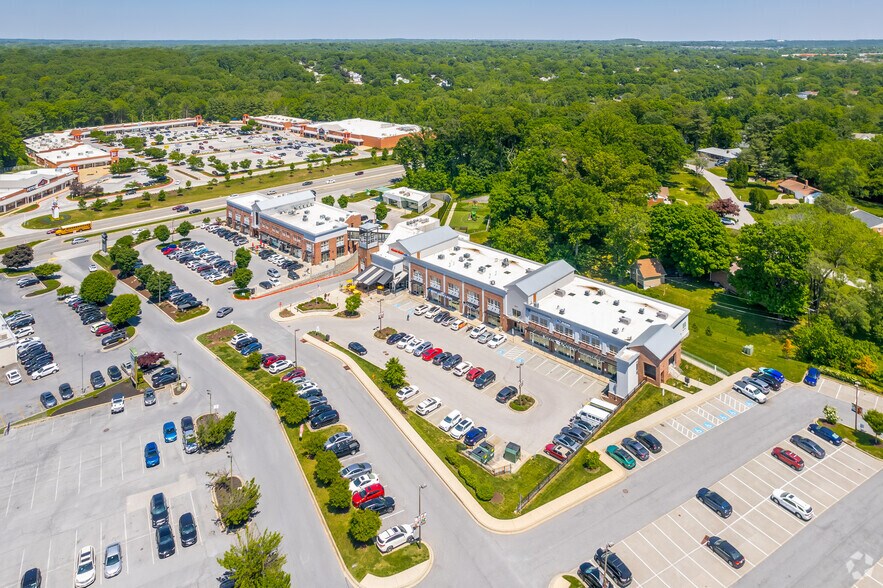 More Photos Of 10039 Baltimore National Pike, Ellicott City General Retail For Lease