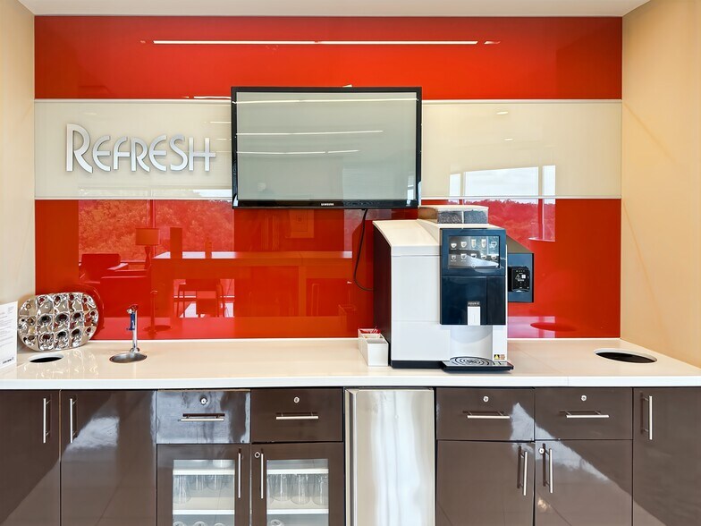 More Photos Of 618 E South St, Orlando Coworking Space