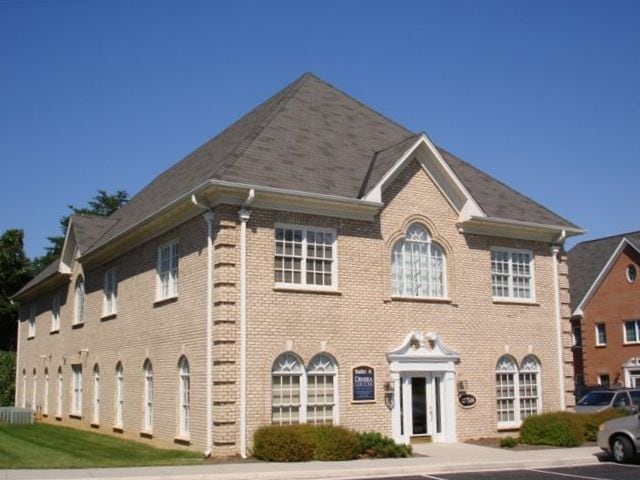 Primary Photo Of 2758 Electric Rd, Roanoke Medical For Lease