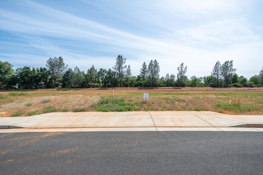 More Photos Of Airport Rd @ Rancho Rd, Redding Land For Sale