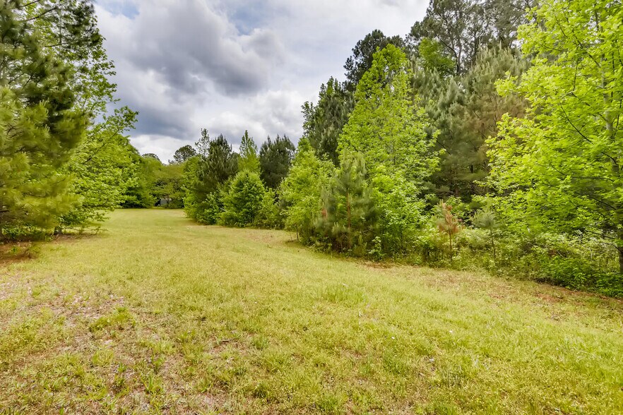 More Photos Of 3920 Hiram Lithia Springs Rd, Powder Springs Land For Sale