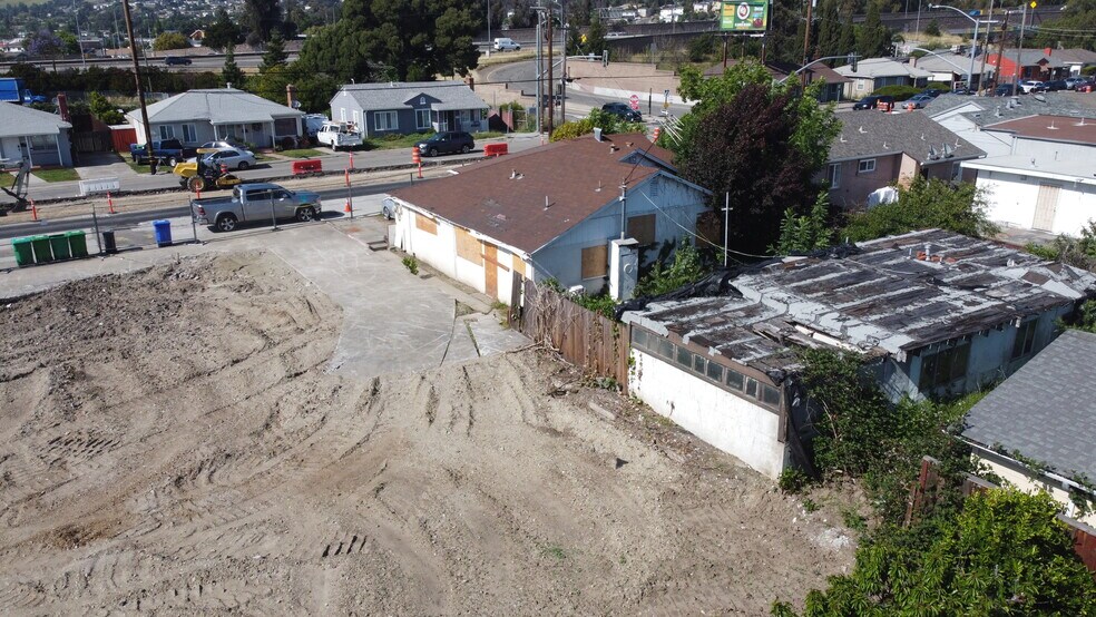 More Photos Of 867 E Lewelling Blvd, Ashland Land For Sale