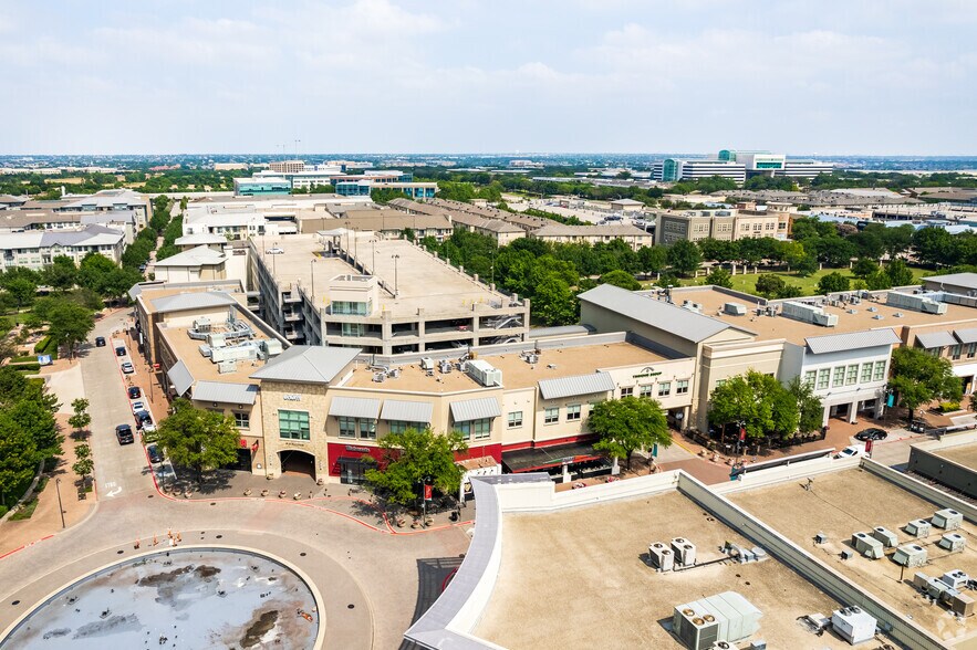 More Photos Of 7401 Lone Star Dr, Plano Unknown For Lease