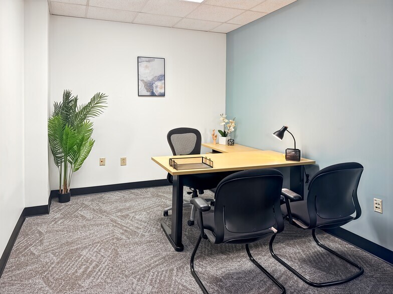 More Photos Of 3200 West End Ave, Nashville Coworking Space