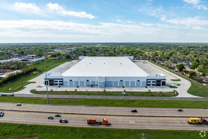 More Photos Of 2818 Pasadena Fwy, Pasadena Warehouse For Lease