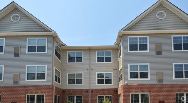 More Photos Of 1220 N King St, Hampton Apartments For Lease