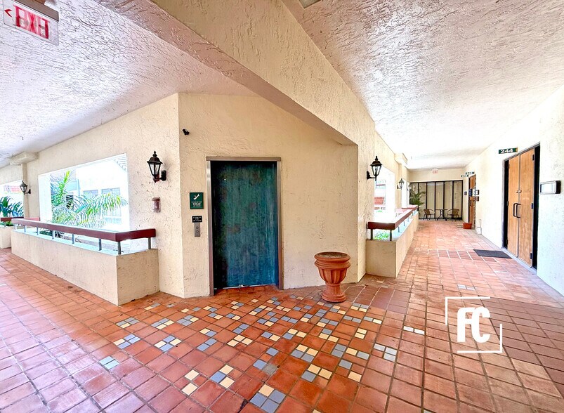 More Photos Of 900 SE Ocean Blvd, Stuart Medical For Lease