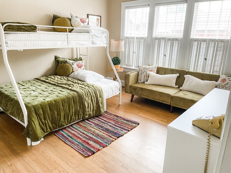 More Photos Of 2120 N Ocoee St, Cleveland Apartments For Sale