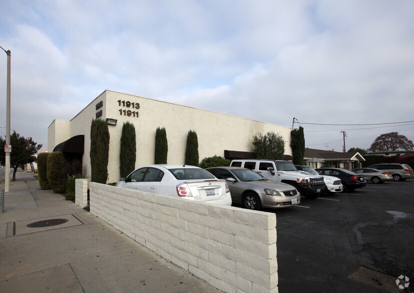 More Photos Of 11911-11913 Washington Blvd, Whittier Healthcare For Sale