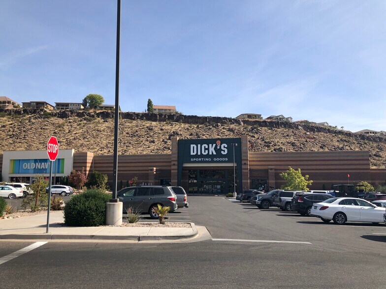 More Photos Of 100 S River Rd, Saint George Unknown For Lease