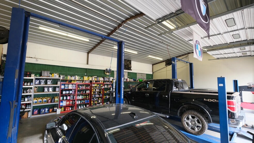 More Photos Of 16299 Farm to Market 1325 B rd, Austin Service For Sale