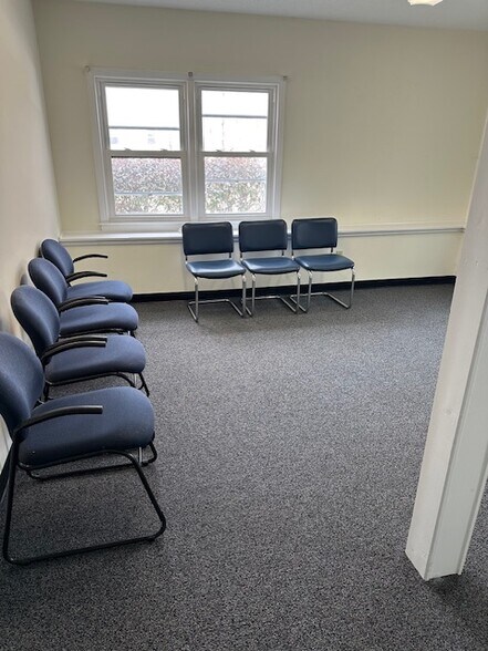 More Photos Of 22 Professional Park Rd, Storrs Mansfield Office For Lease