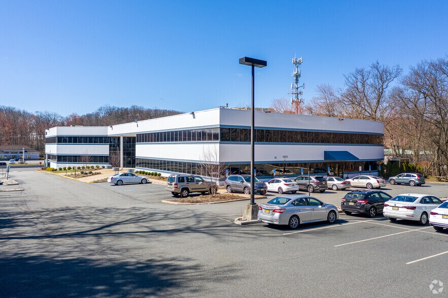 More Photos Of 2200 State Rt 10, Parsippany Office For Lease