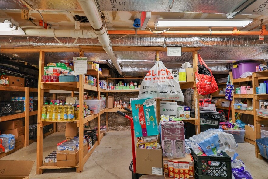 More Photos Of 541 Seneca St, Fountain Hill Healthcare For Sale