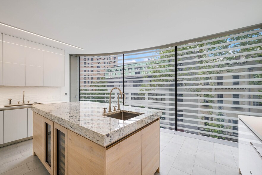 More Photos Of 162 E 64th St, New York Office Residential For Lease