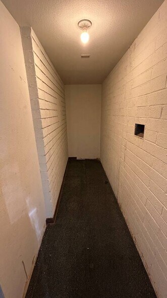 More Photos Of 2144 E Roosevelt St, Phoenix Light Distribution For Sale