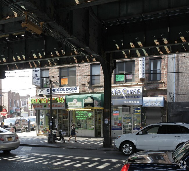 More Photos Of 95-41-95-45 Roosevelt Ave, Jackson Heights Storefront Retail Office For Lease